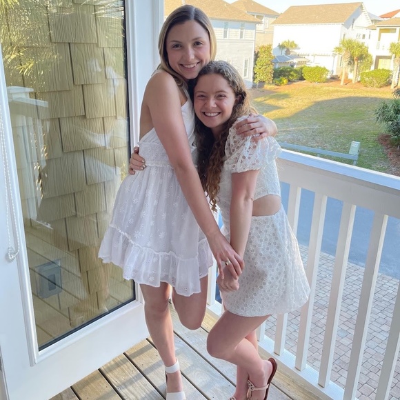 Meet your Posher, Tillie - Picture 2 of 6